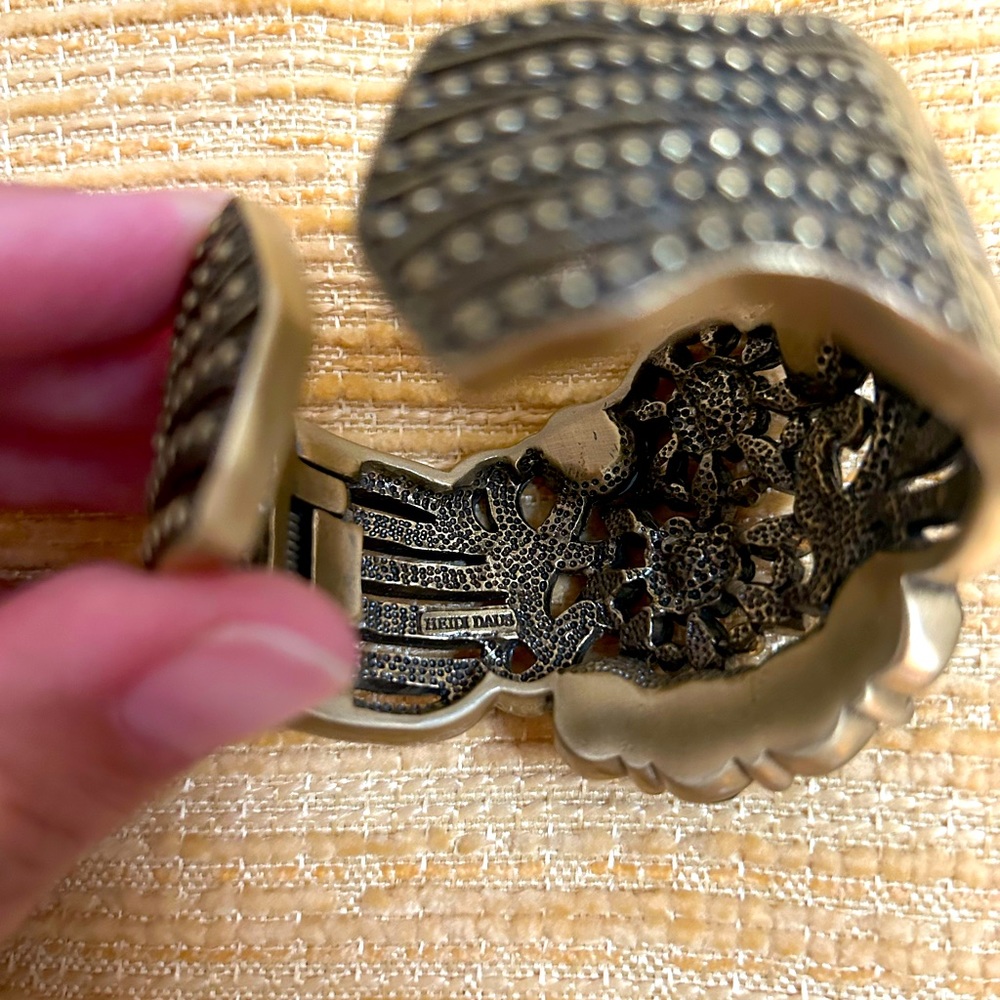 Heidi Daus red & black rhinestone floral flower motif bracelet / cuff - Picture 7 of 7